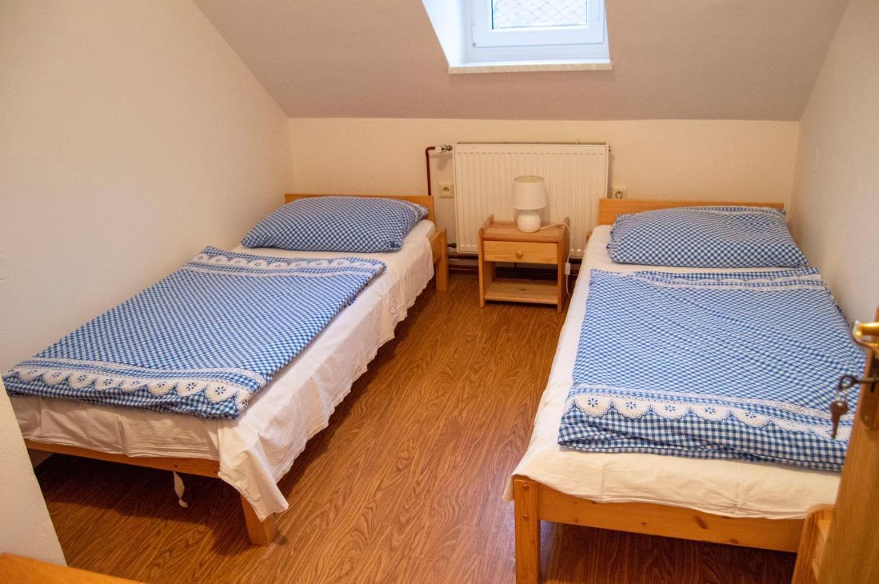 Penzion Holacký Dolní Dunajovice Esterno foto